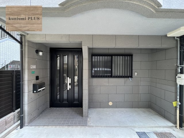 大阪市都島区内代町1丁目の玄関