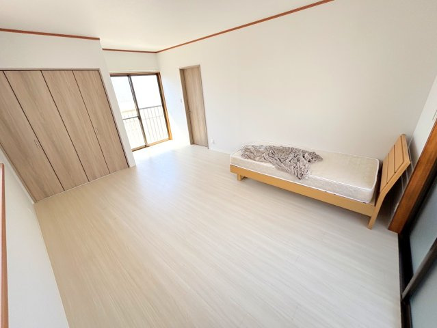 広島市南区宇品西２丁目の一戸建ての内装