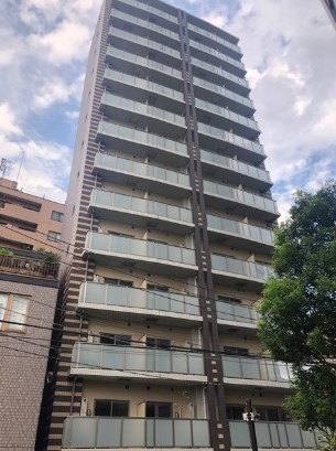フェルクルールプレスト池袋WESTの外観