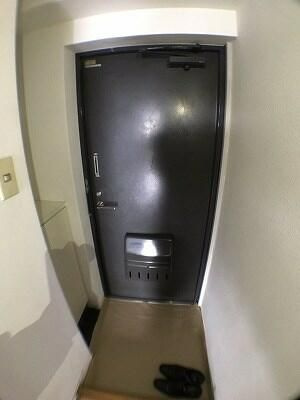 ワコーレ所沢の玄関