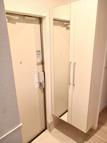 フォンテーヌⅢの玄関