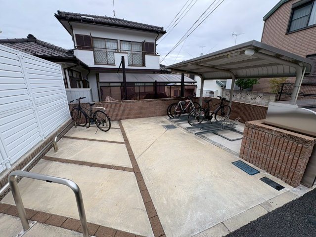 川崎市麻生区高石２丁目のアパートのその他
