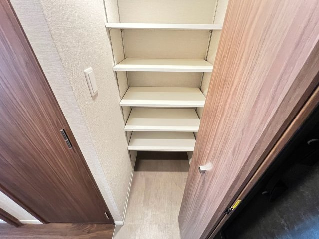 S-RESIDENCE阿波座chiaroの収納
