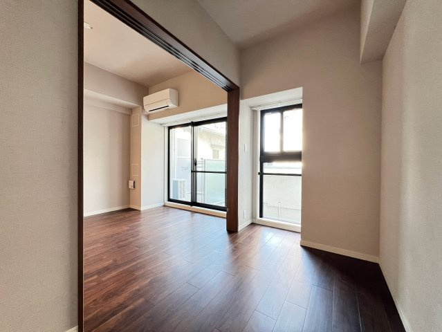 S-RESIDENCE阿波座chiaroの洋室