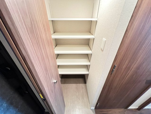 S-RESIDENCE阿波座chiaroの収納