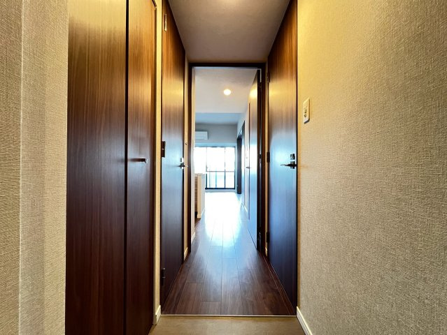 S-RESIDENCE阿波座chiaroの玄関