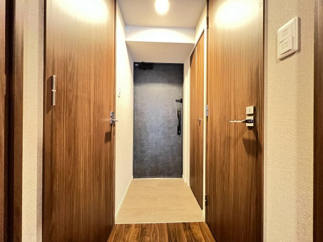 S-RESIDENCE阿波座chiaroの玄関