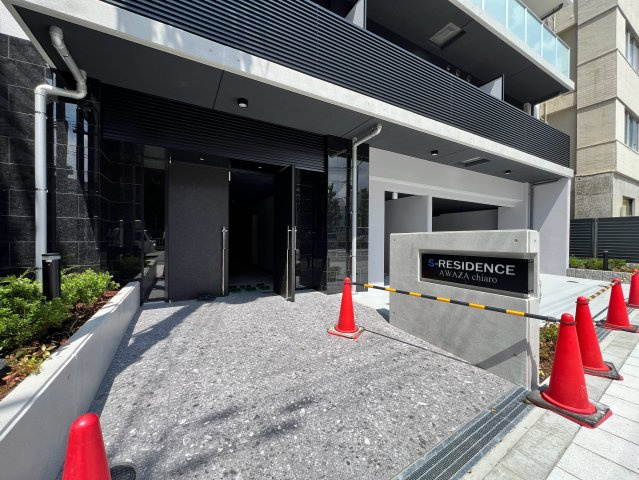 S-RESIDENCE阿波座chiaroのエントランス