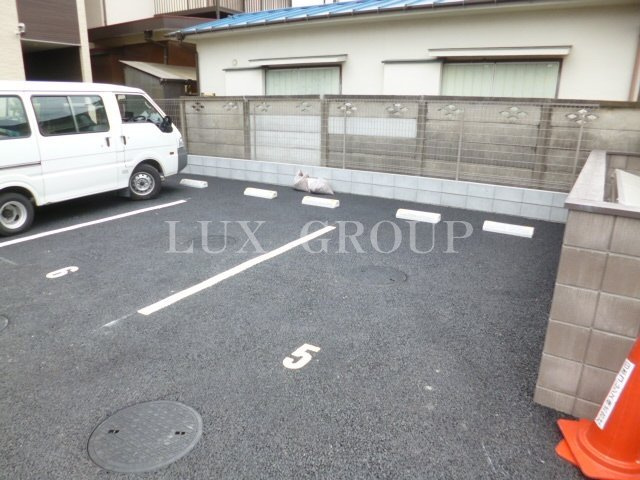 【駐車場】 | ファルケ　ヴィラ