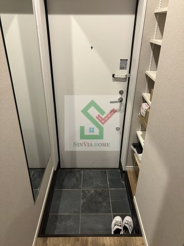 ザシエスタ東村山ブリックハウスの玄関
