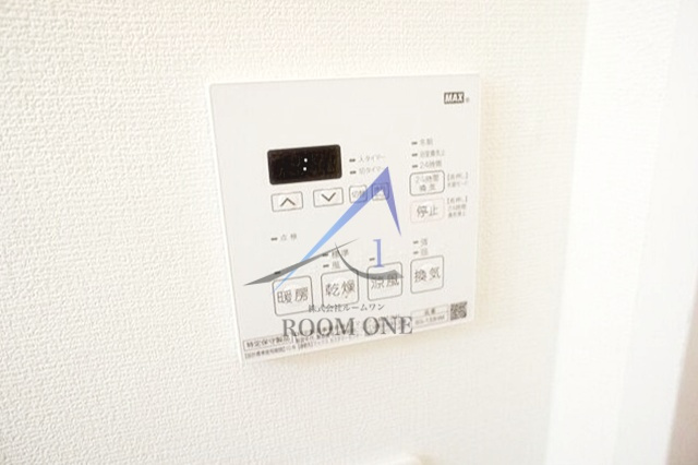 メゾンピオニー日本橋浜町の設備|浴室乾燥機パネルです。