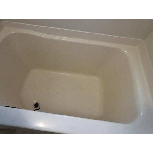 中川ヒルハイツの浴室