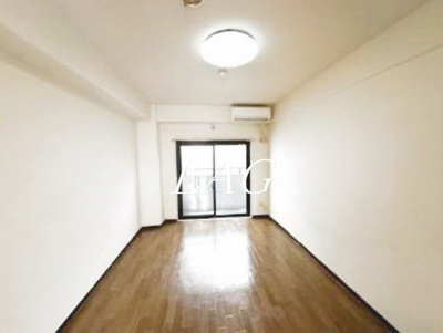 【居間・リビング】 | グリタァ小川町 | 洋室のお部屋です。