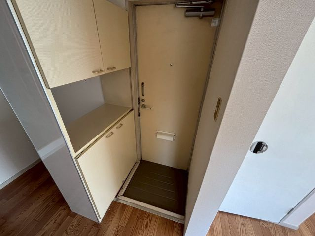 エステートピアひまわり3の玄関
