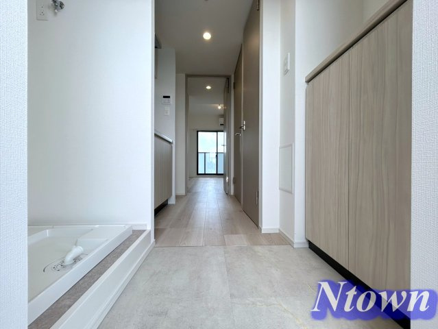 【玄関】 | S-RESIDENCE金山flap(フラップ) | ゆったりとした玄関です