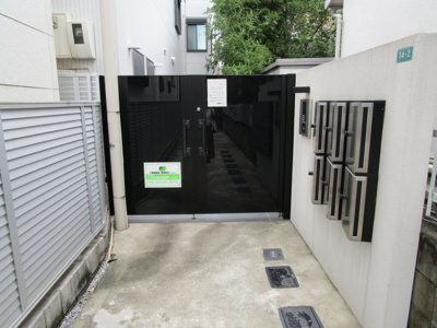 【エントランス】 | ゼニーヴ上高田Ⅱ