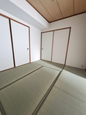 ロイヤル苦楽園の和室