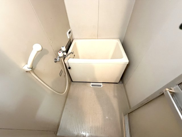 ハイツ板橋の浴室