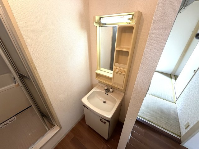 ハイツ板橋の洗面所
