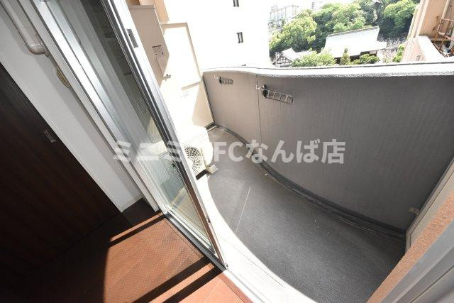 エグゼ難波東のバルコニー