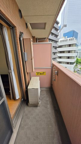 スカイコート浜松町のバルコニー