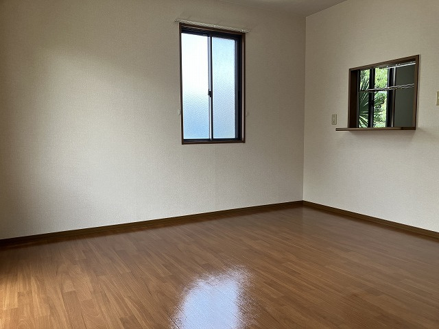 オーク玉田の居間・リビング