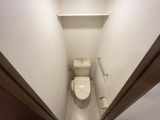 大阪市淀川区東三国１丁目の賃貸マンションのトイレ|ウォシュレット新調