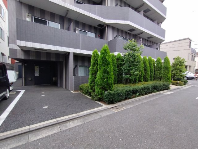 ハーモニーレジデンス東京イーストゲートのエントランス