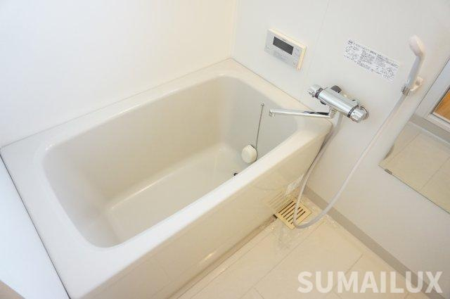 菊池郡菊陽町光の森１丁目の賃貸マンションの浴室