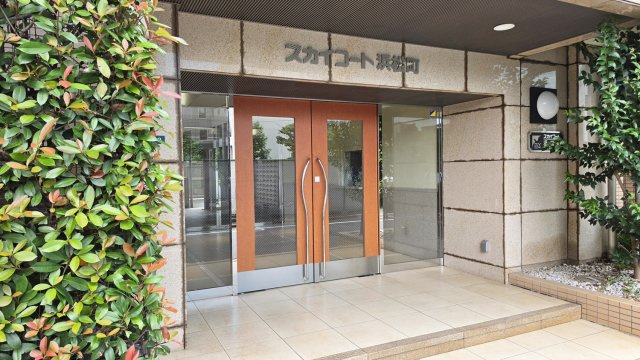 スカイコート浜松町のエントランス