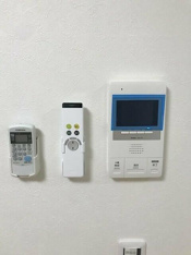 同棟別室
