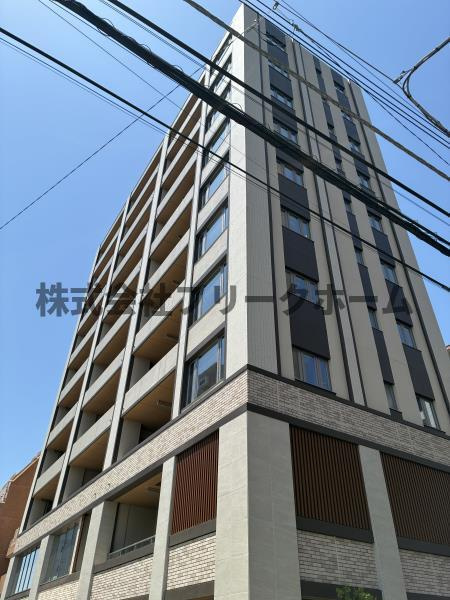 三鷹市下連雀３丁目の賃貸マンションの外観