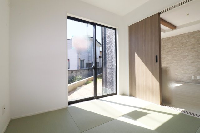 郡山市富田町字下西田　　　２号棟　　　富田西小学校、郡山第６中学区の和室