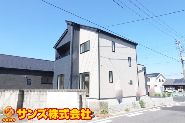 郡山市富田町字下西田　　　２号棟　　　富田西小学校、郡山第６中学区の外観|南東側から見た外観♪♪