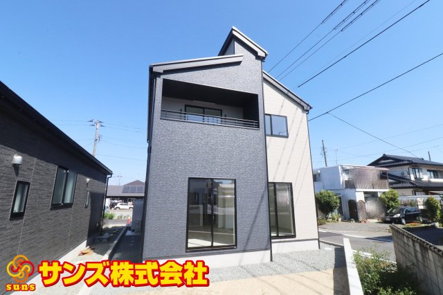 郡山市富田町字下西田　　　２号棟　　　富田西小学校、郡山第６中学区の外観|南西側から見た外観♪