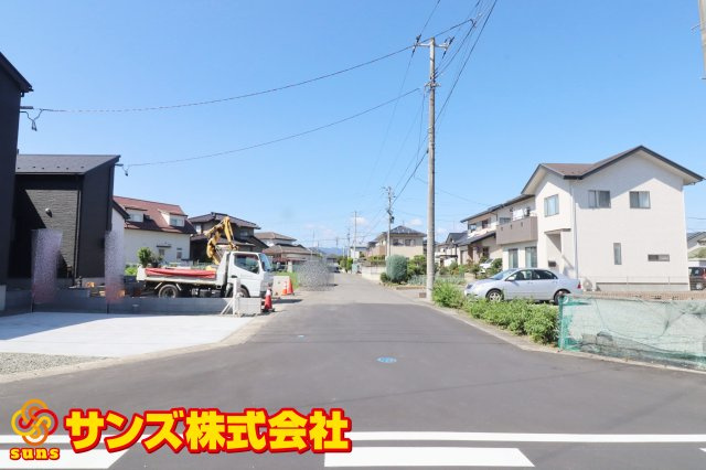 郡山市富田町字下西田　　　２号棟　　　富田西小学校、郡山第６中学区の前面道路含む現地写真|北側前面道路