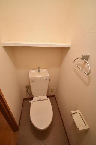 ドミールパレス櫛原のトイレ|シンプルで使いやすいトイレです