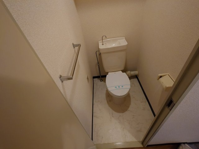 サンハイム大宮のトイレ