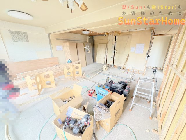 【サンスターホーム】リーベスト青梅新町　リノベーション物件の居間・リビング