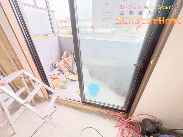 【サンスターホーム】リーベスト青梅新町　リノベーション物件のバルコニー