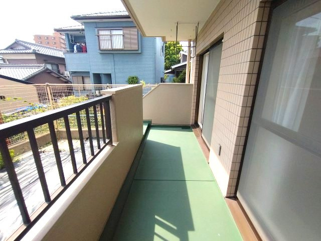 エルグランデ左京山のバルコニー|南面バルコニーにつき洗濯物がよく乾きます！
