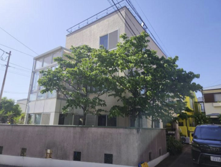 上北沢1丁目戸建(桜上水)のエントランス