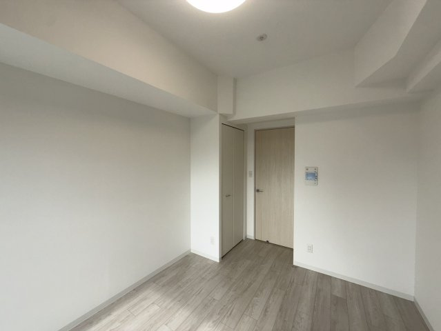 ソルテラスKOBE湊町の寝室|同物件別部屋写真