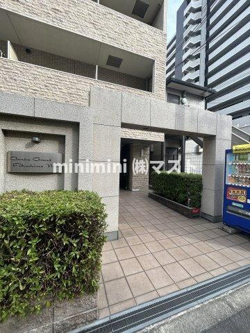 ジュネーゼグラン福島Nodaのエントランス
