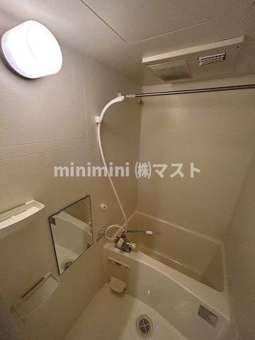 ジュネーゼグラン福島Nodaの浴室