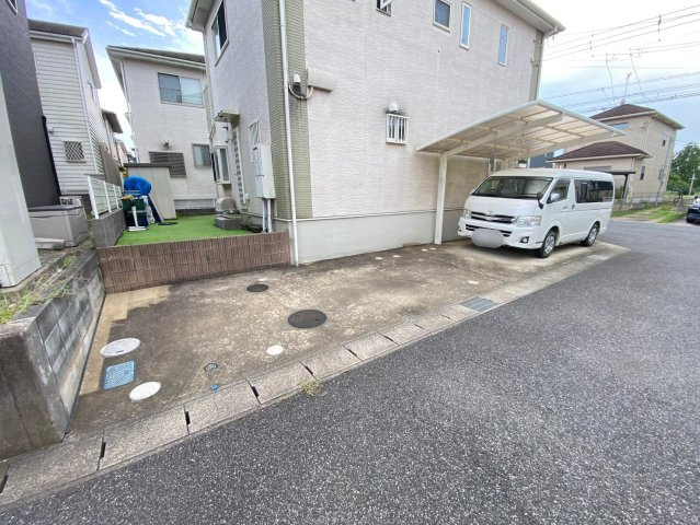 【駐車場】