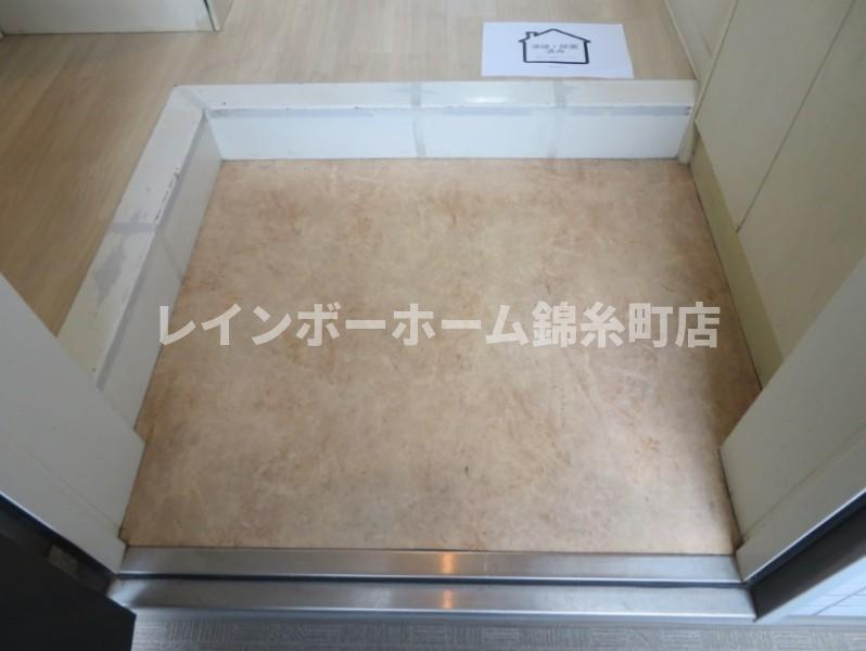 リエス西船橋の玄関