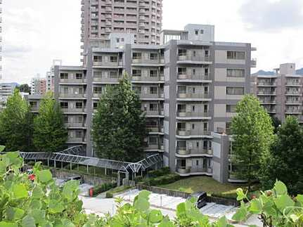 Acityタワーズウエスト・ウイング棟の外観