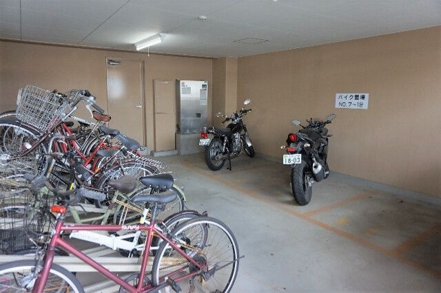 クオーレプロバンス南行徳Ⅱ(F-058)の駐車場