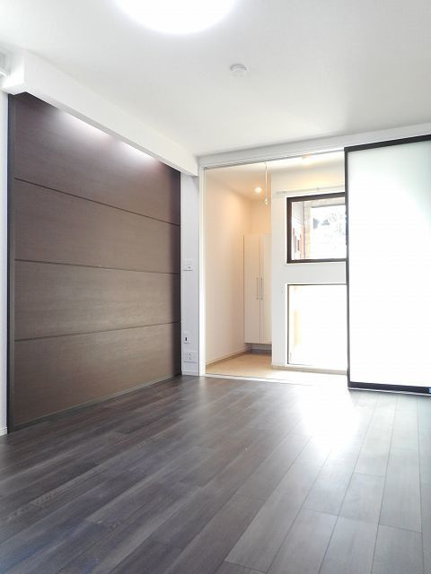 エルヴィータ　ＳＡＩＷＡＩの寝室